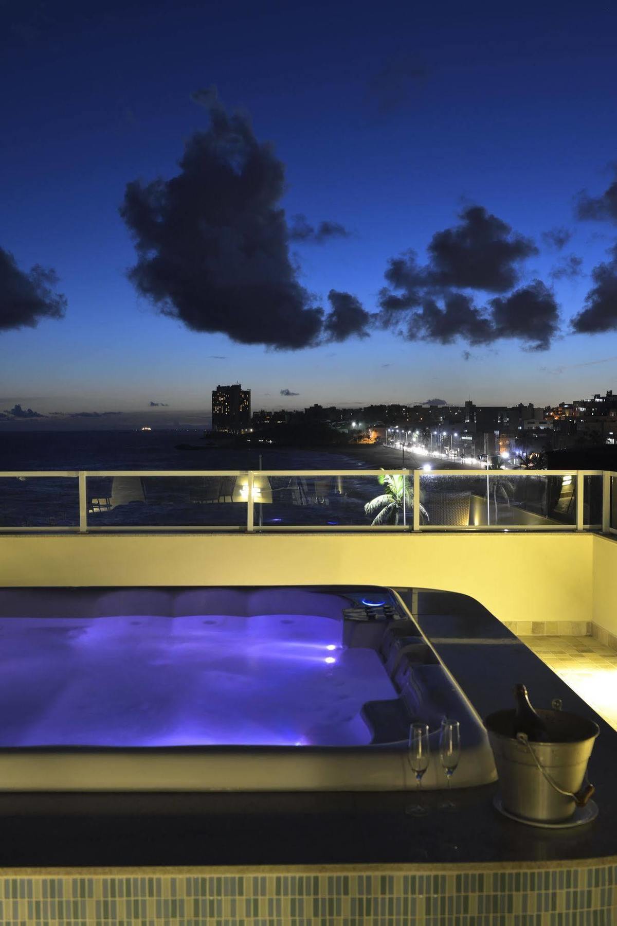 Rede Andrade Express Hotel Salvador Exterior photo